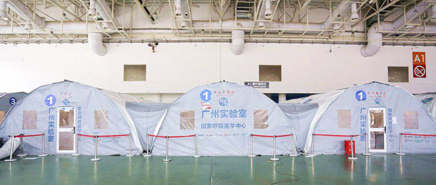 廈門市國際會展中心A1展廳內的“獵鷹號”方艙核酸實驗室.png