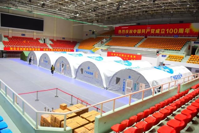 五艙一體“獵鷹號”氣膜實驗室在銀川體育館投用.jpg