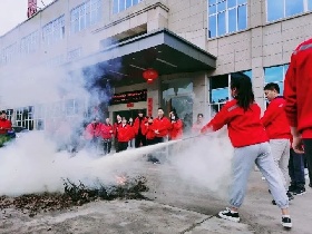 思嘉消防安全演习：关注消防，安全至上