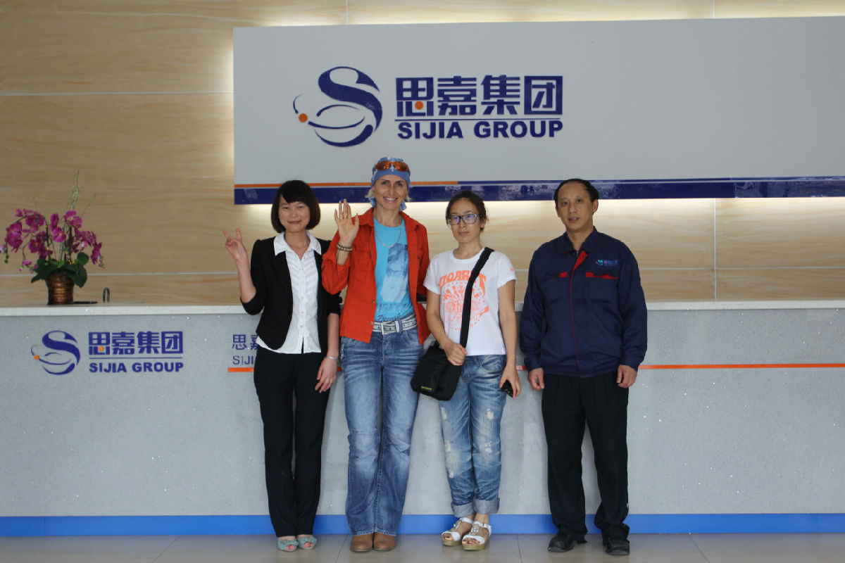 a963a33748e5e55534331974a84fb472.jpg